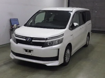Статистика аукционов Toyota Voxy