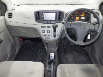 DAIHATSU MIRA E S 3