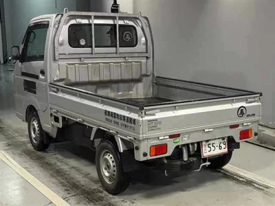 NISSAN CLIPPER TRUCK