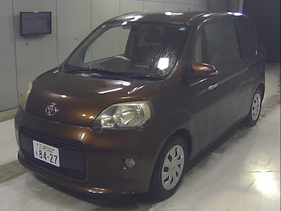 TOYOTA PORTE