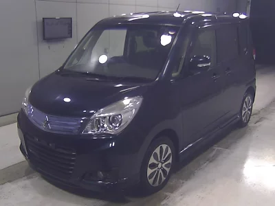 MITSUBISHI DELICA D2