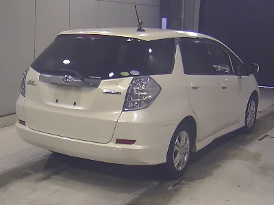 HONDA FIT SHUTTLE