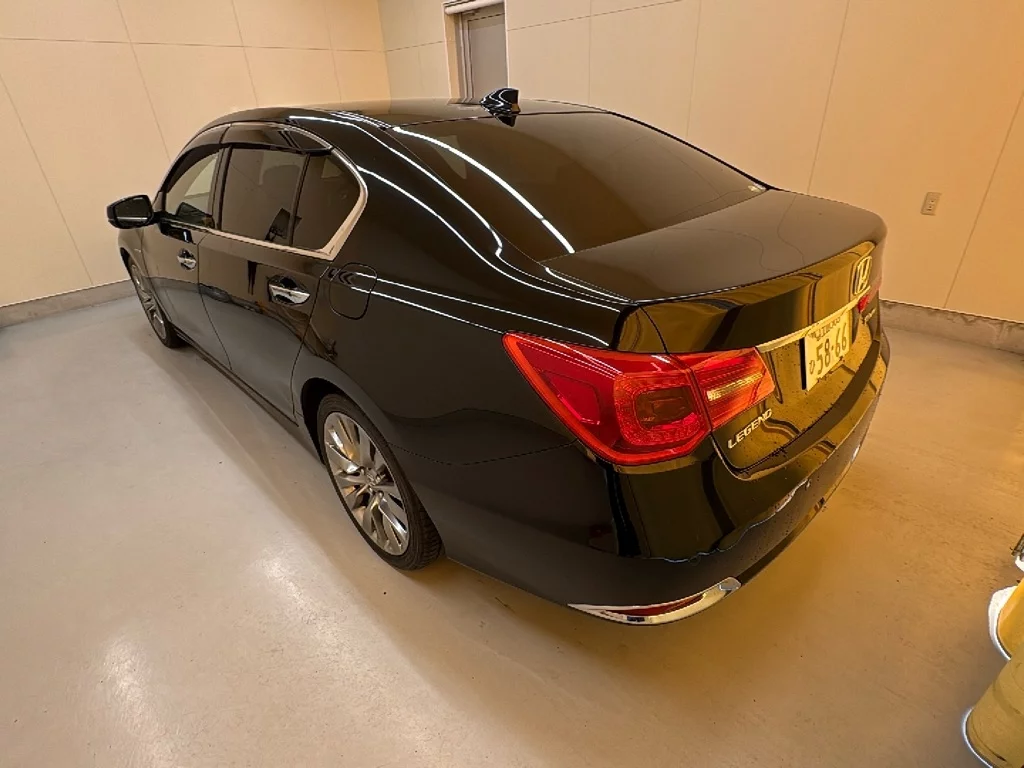 Honda Legend  с аукциона в Японии