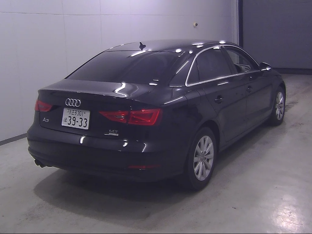 Audi A3  с аукциона в Японии