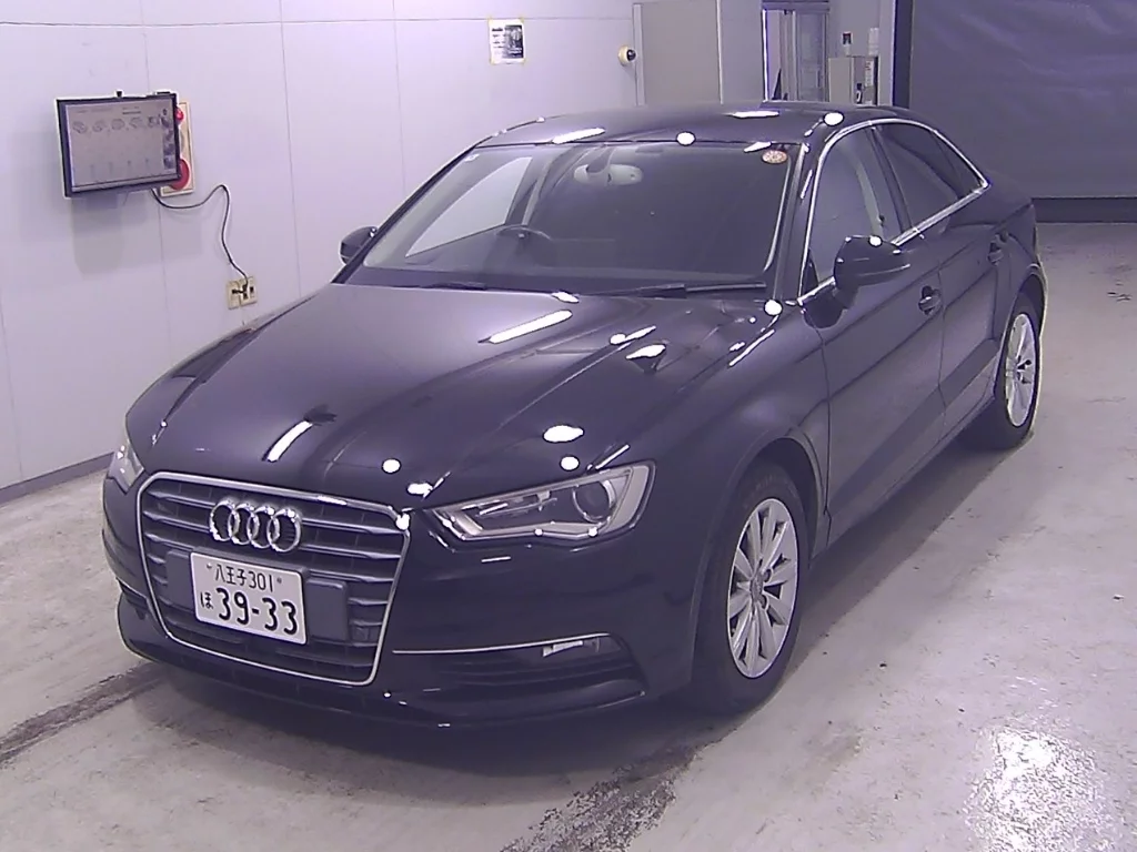 Audi A3  с аукциона в Японии