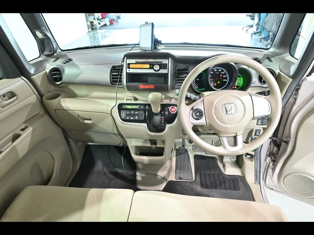 Honda N-Box  с аукциона в Японии