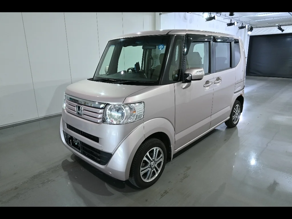 Honda N-Box  с аукциона в Японии