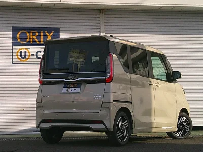NISSAN ROOX