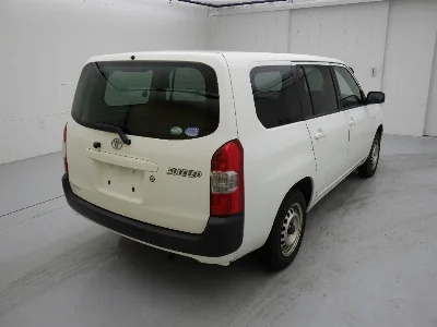 TOYOTA SUCCEED