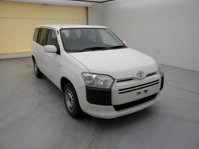 TOYOTA SUCCEED