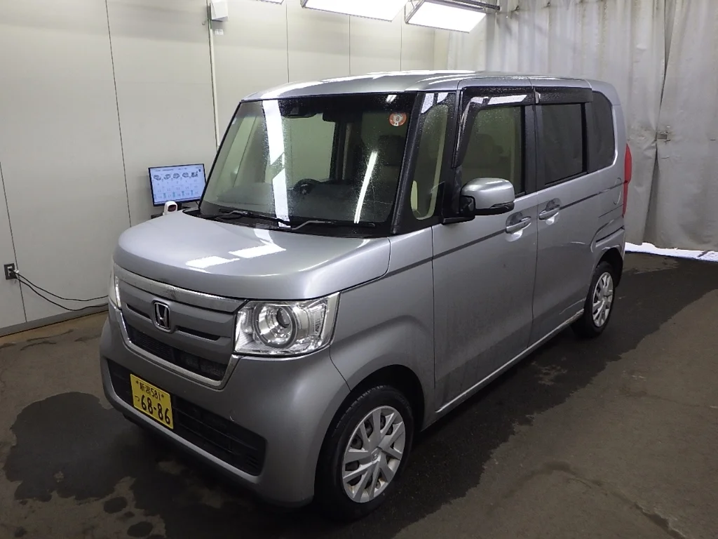 Honda N-Box  с аукциона в Японии