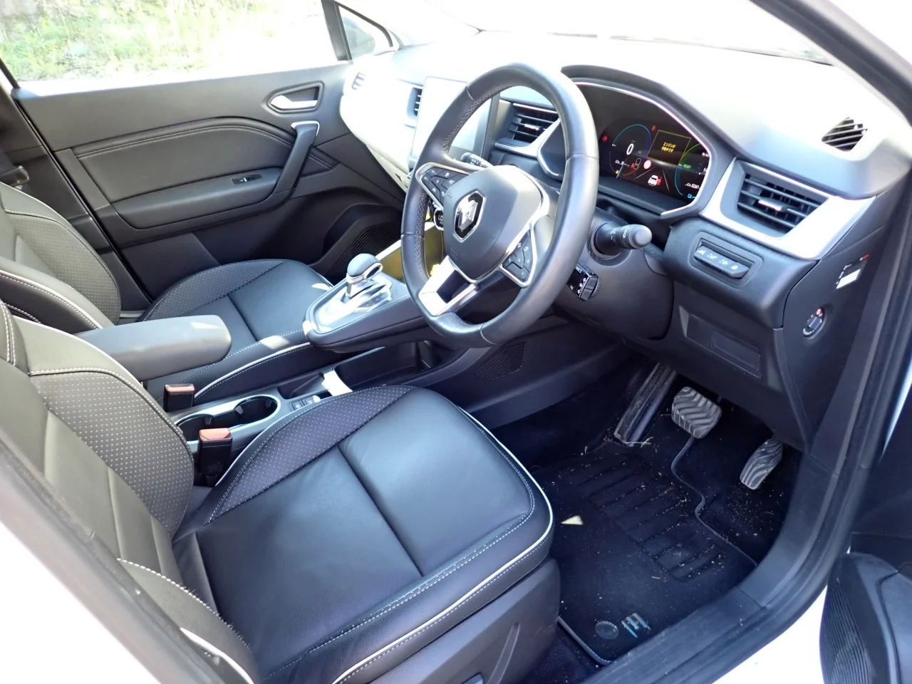 Renault Captur  с аукциона в Японии