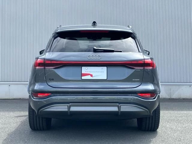 Audi Q6 e-tron  с аукциона в Японии