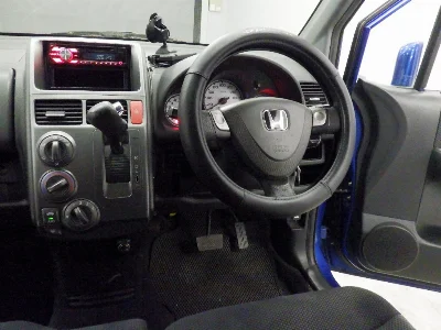 HONDA MOBILIO SPIKE