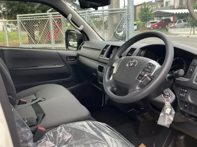 Toyota HiAce Van