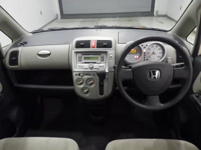 HONDA LIFE