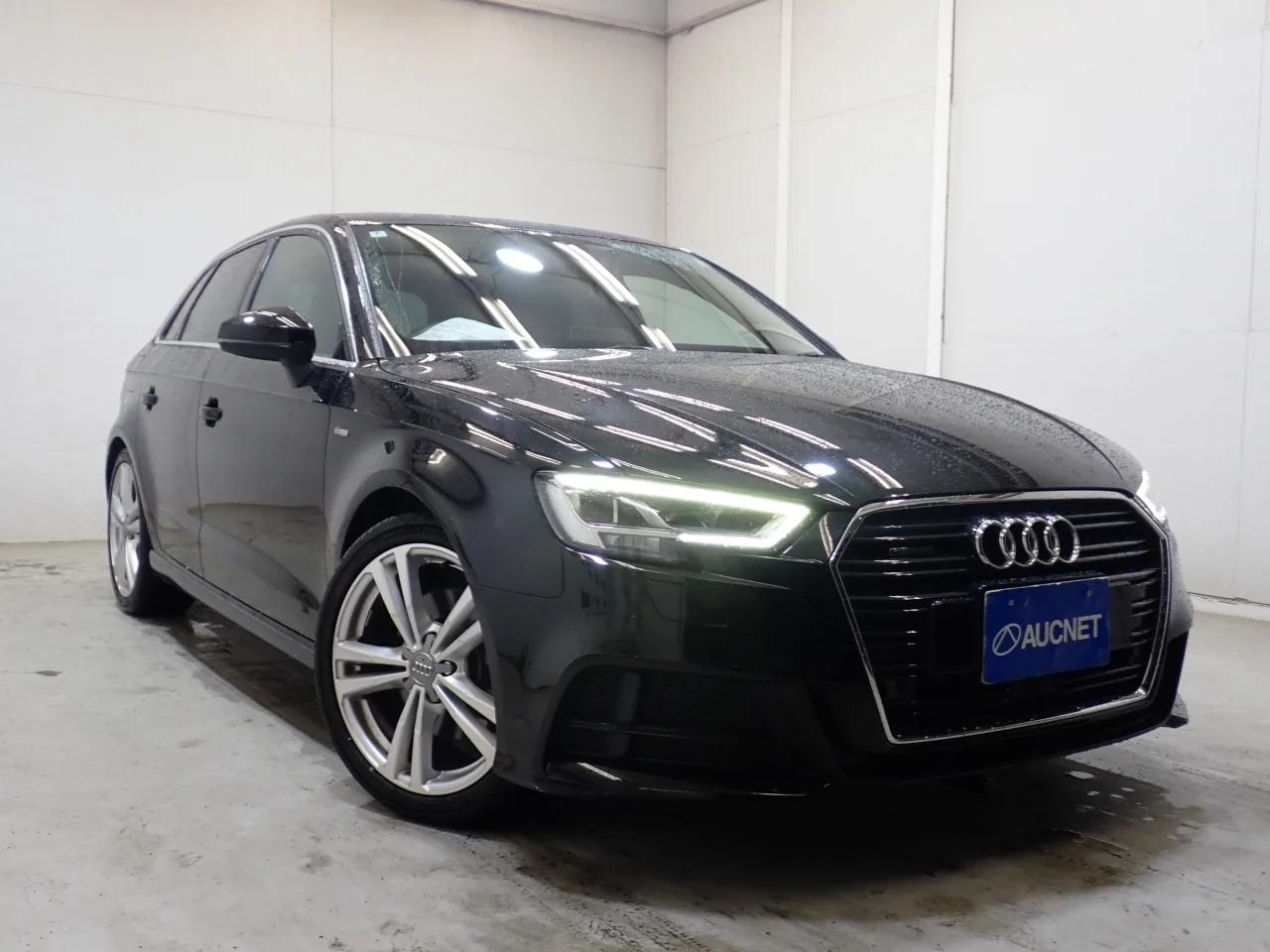 Audi A3  с аукциона в Японии
