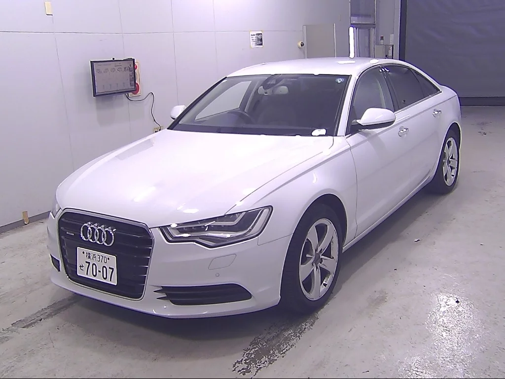Audi A6  с аукциона в Японии