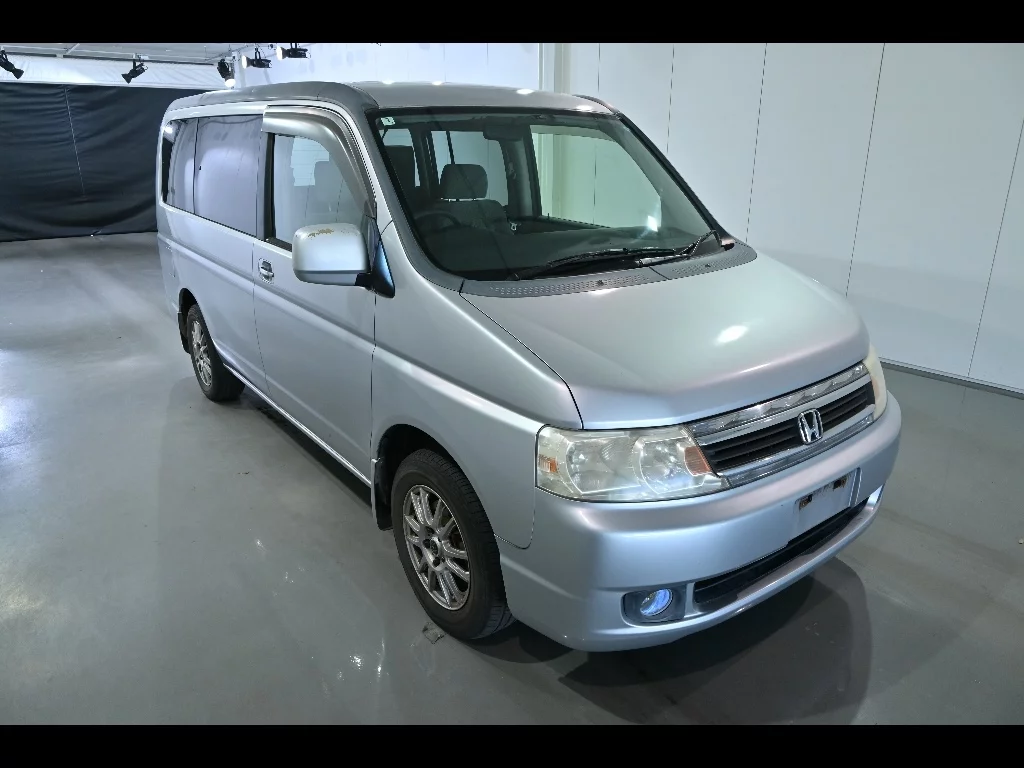 Honda Stepwgn 2004