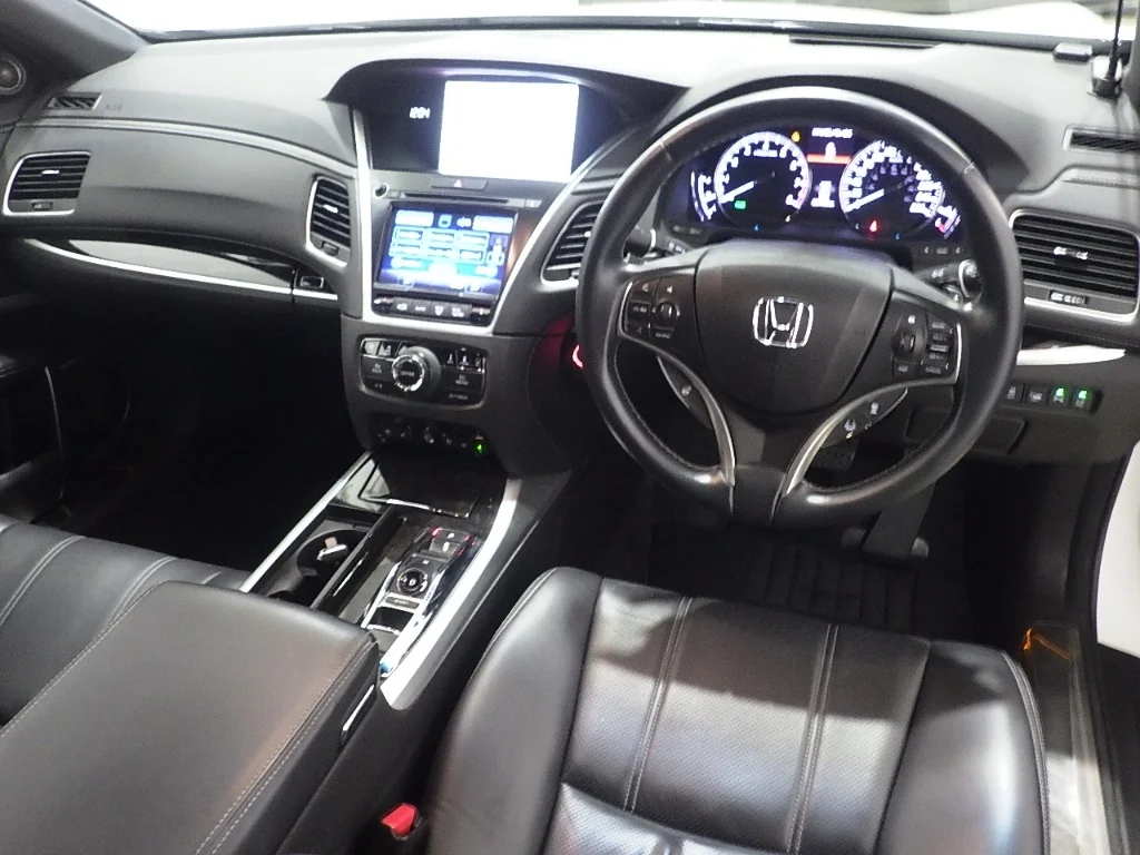 Honda Legend  с аукциона в Японии