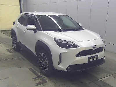 TOYOTA YARIS CROSS 1