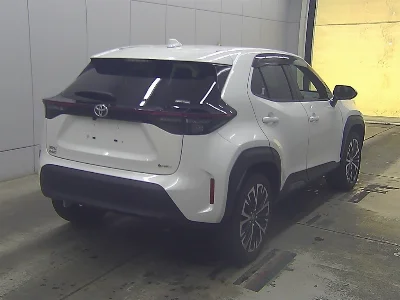 TOYOTA YARIS CROSS 2