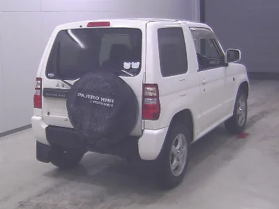 MITSUBISHI PAJERO MINI