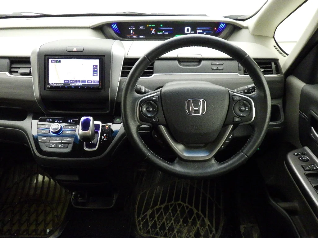 Honda Freed  с аукциона в Японии