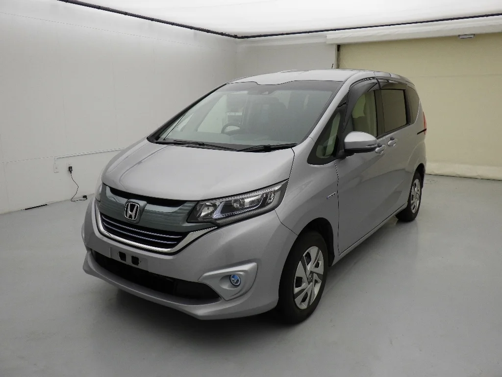 Honda Freed  с аукциона в Японии