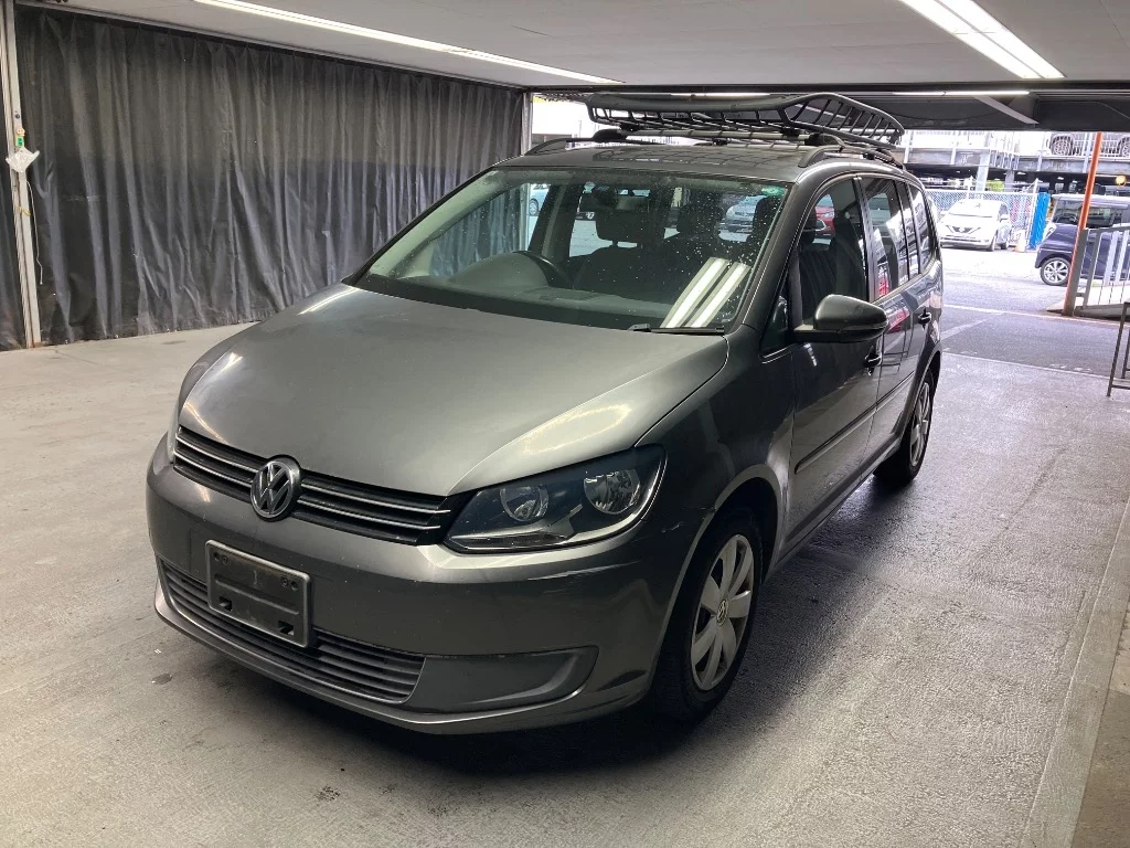 Volkswagen Touran  с аукциона в Японии