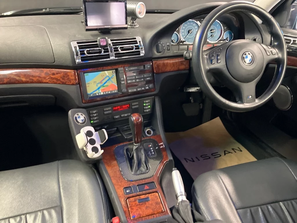 BMW 5-Series  с аукциона в Японии
