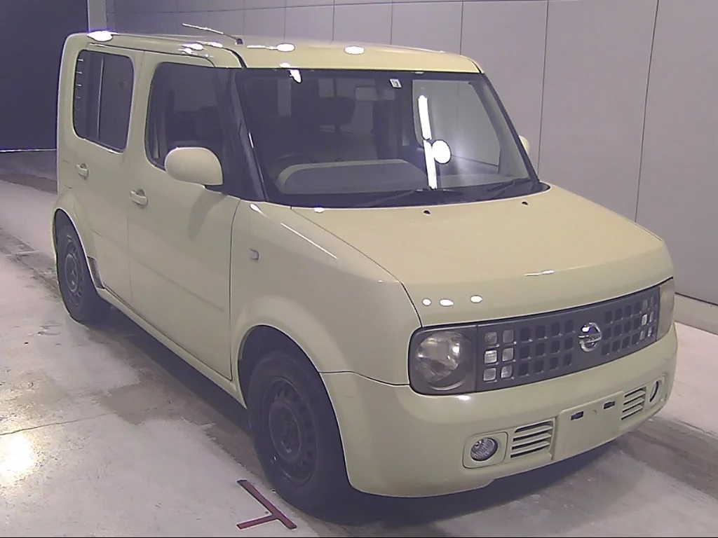 Nissan Cube  с аукциона в Японии