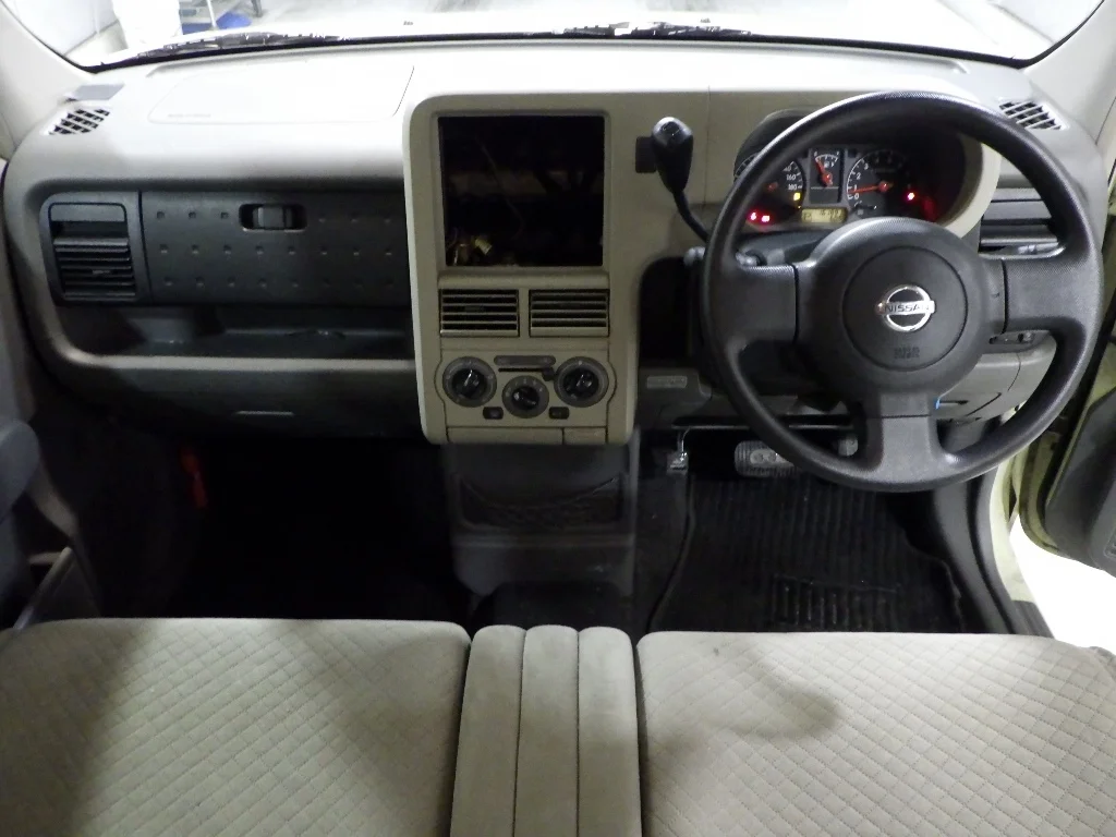 Nissan Cube  с аукциона в Японии