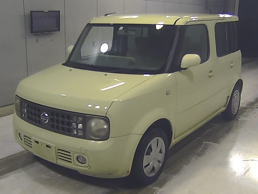 Nissan Cube  с аукциона в Японии