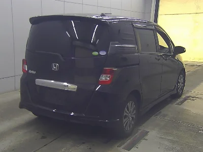 Honda Freed Spike