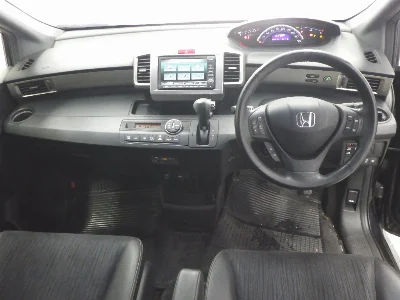 Honda Freed Spike