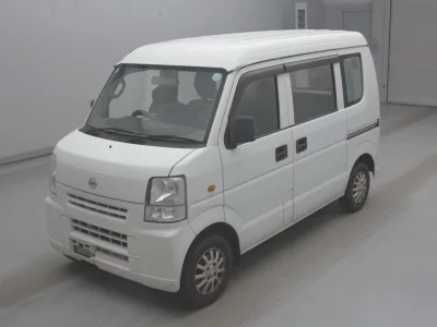 NISSAN CLIPPER VAN