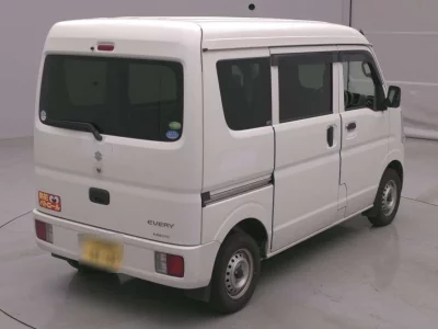 Статистика аукционов Suzuki Every