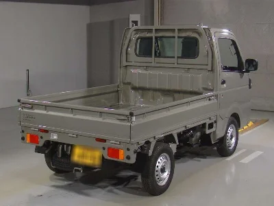 NISSAN CLIPPER TRUCK