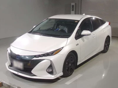 TOYOTA PRIUS PHV