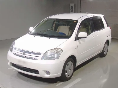 TOYOTA RAUM