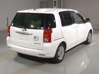 TOYOTA RAUM