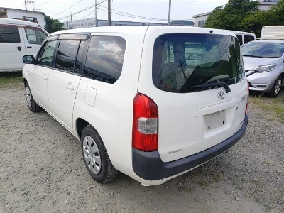 Toyota Succeed