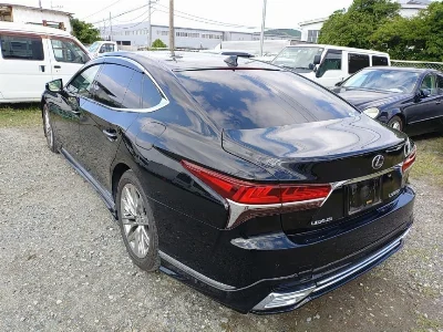 LEXUS LS