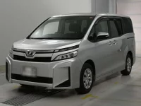 Цена авто Toyota Voxy с аукционов Японии, номер кузова ZRR80G, пробег 47 000, оценка 8