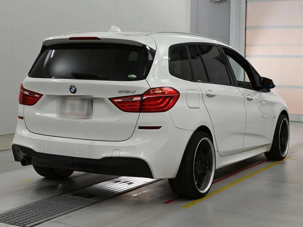 BMW 2-Series  с аукциона в Японии