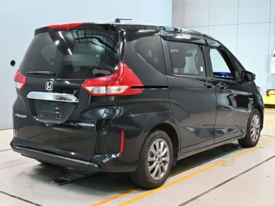HONDA FREED+