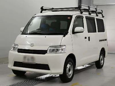 MAZDA BONGO VAN
