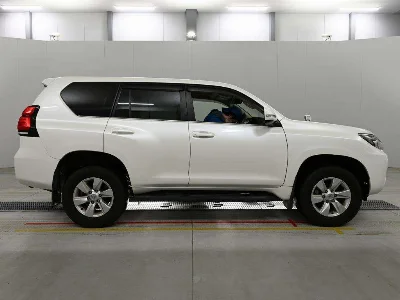 TOYOTA LAND CRUISER PRADO 3