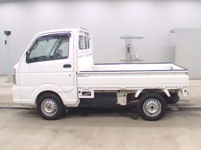 NISSAN CLIPPER TRUCK
